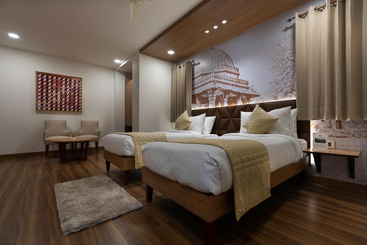 نيودلهي Delhieez - A Boutique Hotel المظهر الخارجي الصورة