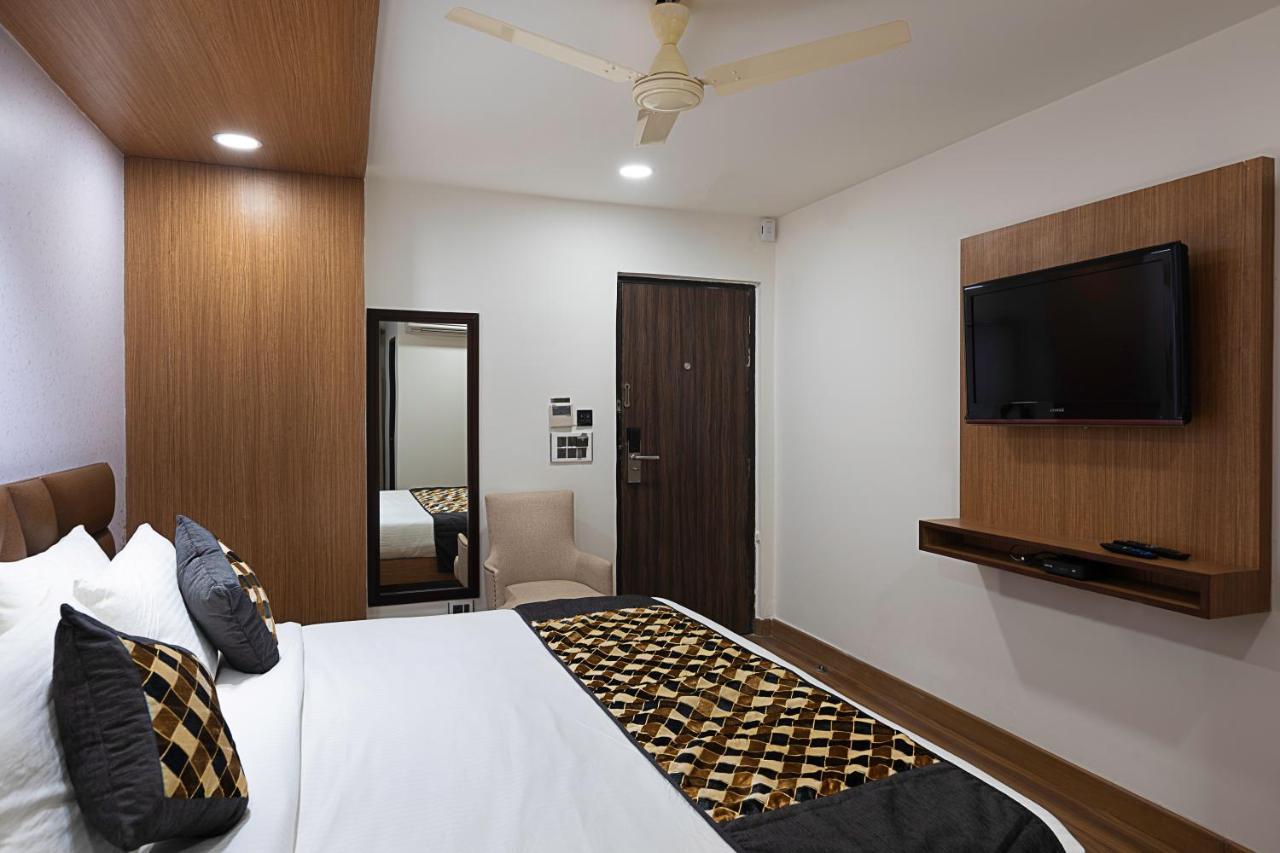 نيودلهي Delhieez - A Boutique Hotel المظهر الخارجي الصورة