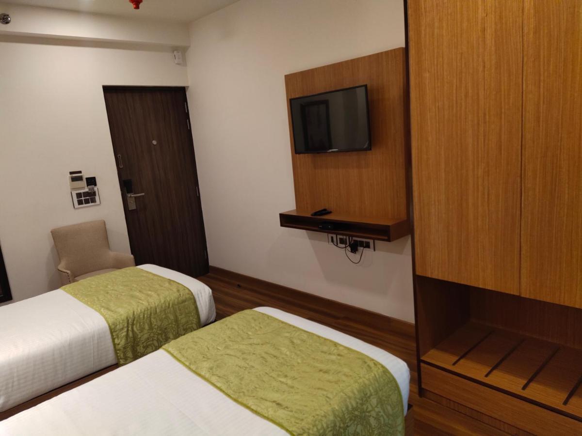 نيودلهي Delhieez - A Boutique Hotel المظهر الخارجي الصورة