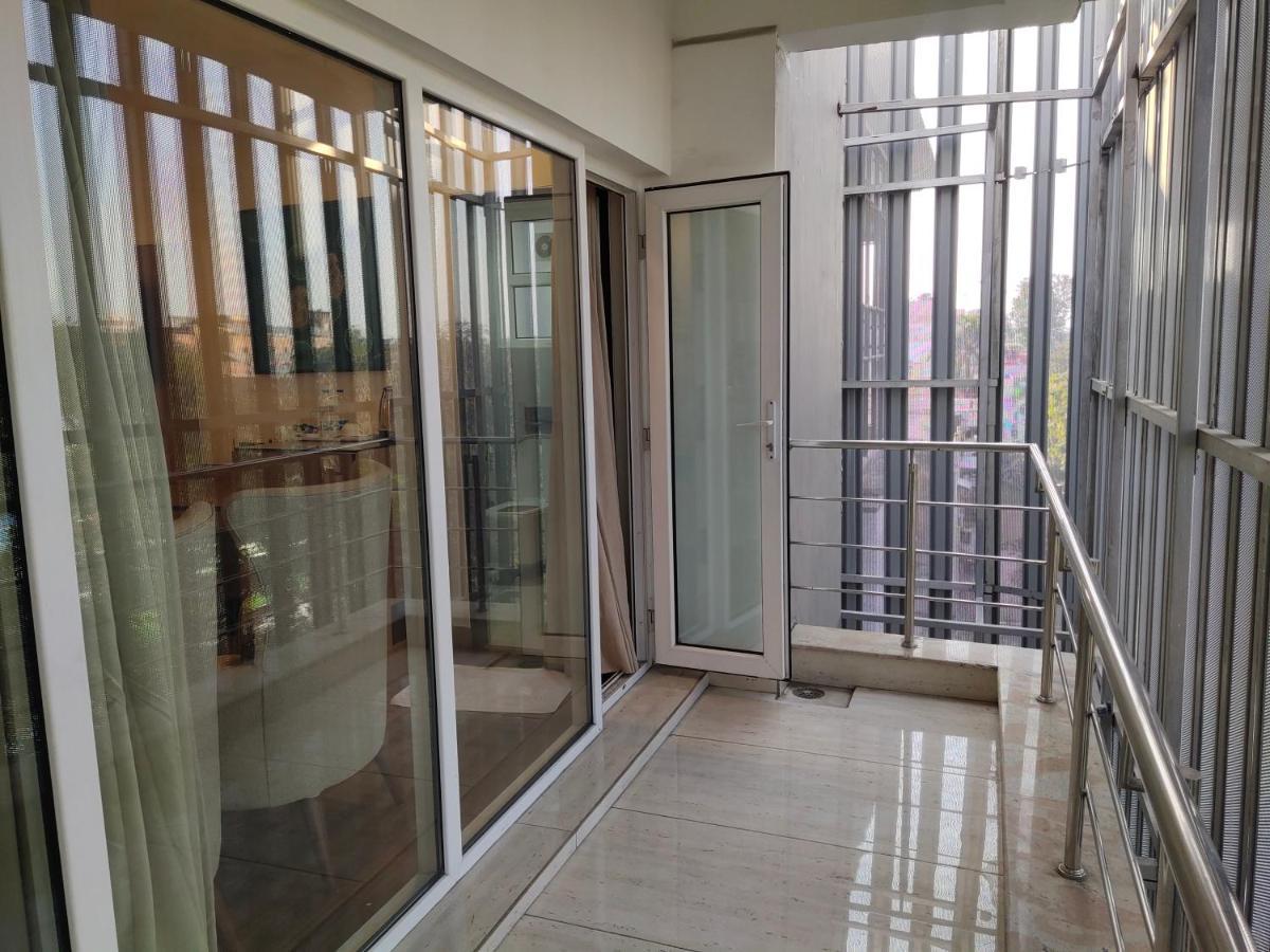 نيودلهي Delhieez - A Boutique Hotel المظهر الخارجي الصورة