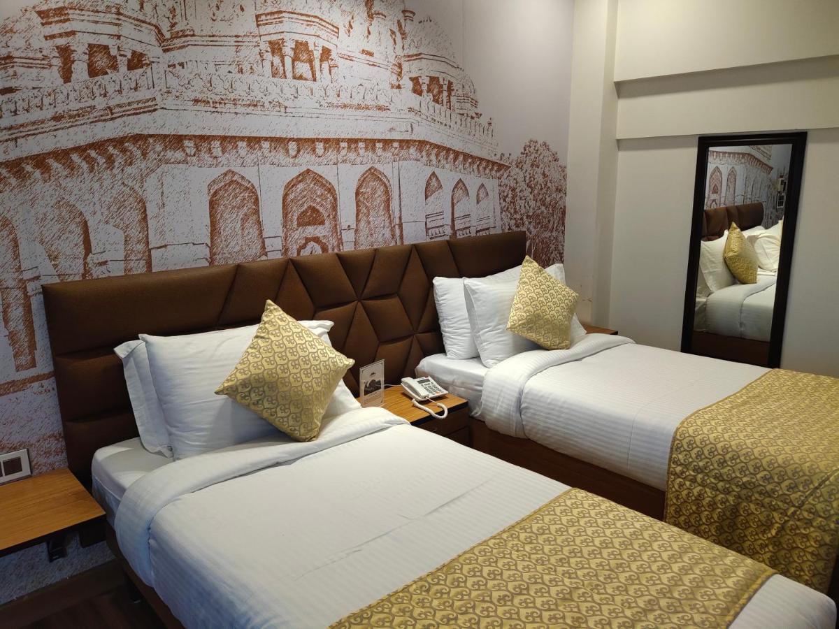 نيودلهي Delhieez - A Boutique Hotel المظهر الخارجي الصورة