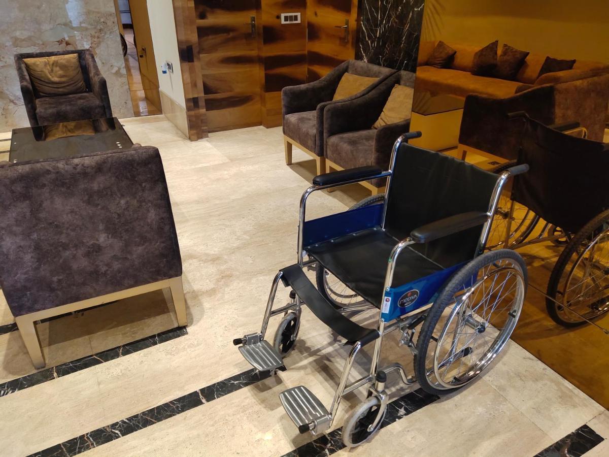 نيودلهي Delhieez - A Boutique Hotel المظهر الخارجي الصورة