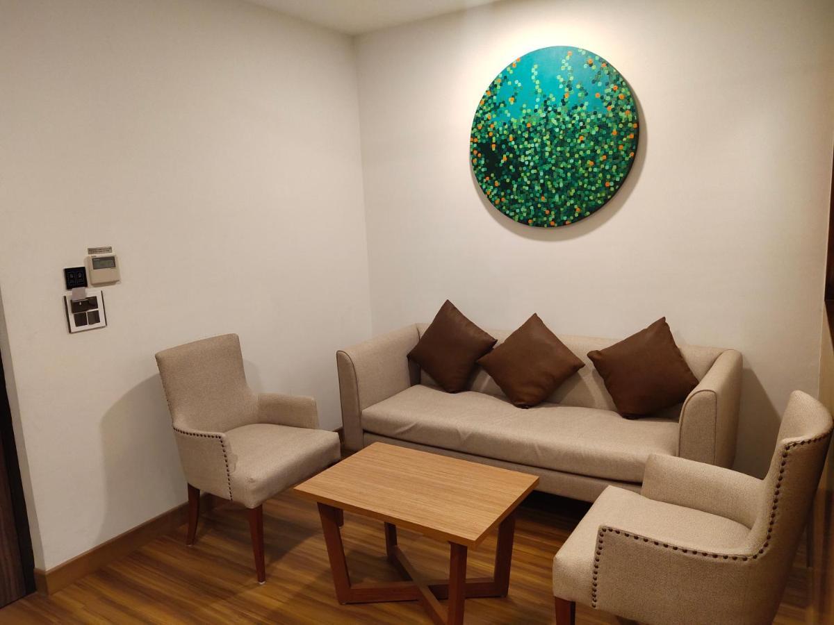 نيودلهي Delhieez - A Boutique Hotel المظهر الخارجي الصورة