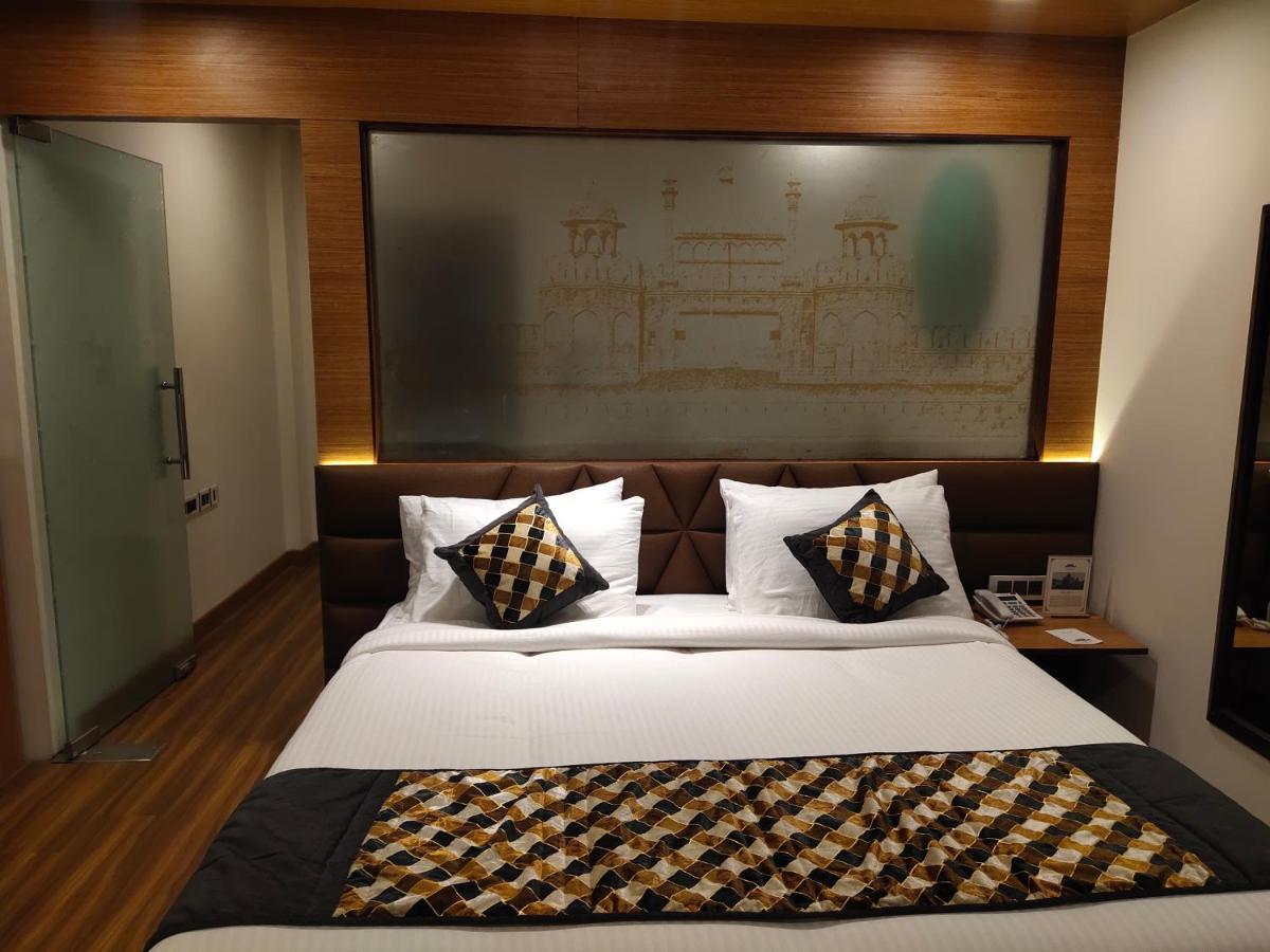 نيودلهي Delhieez - A Boutique Hotel المظهر الخارجي الصورة