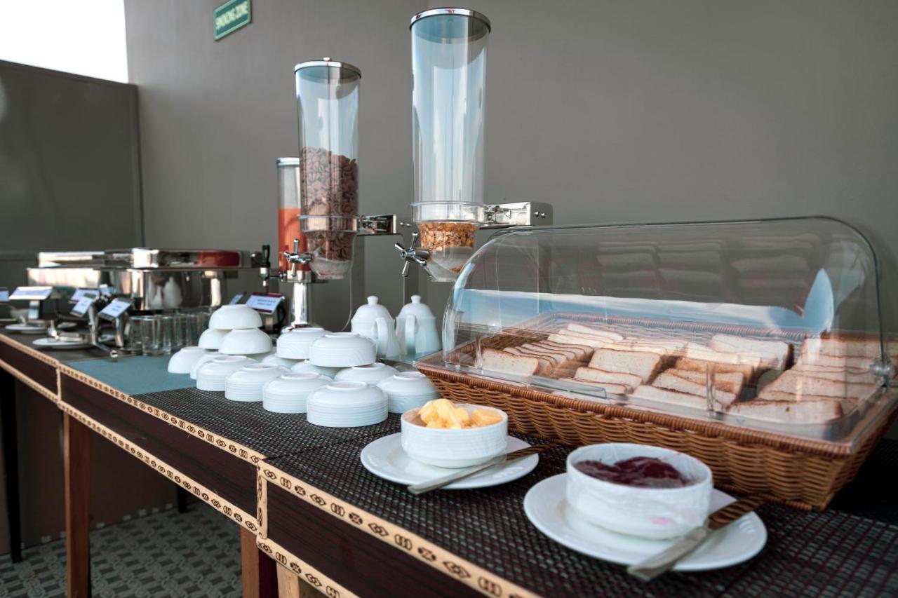 نيودلهي Delhieez - A Boutique Hotel المظهر الخارجي الصورة